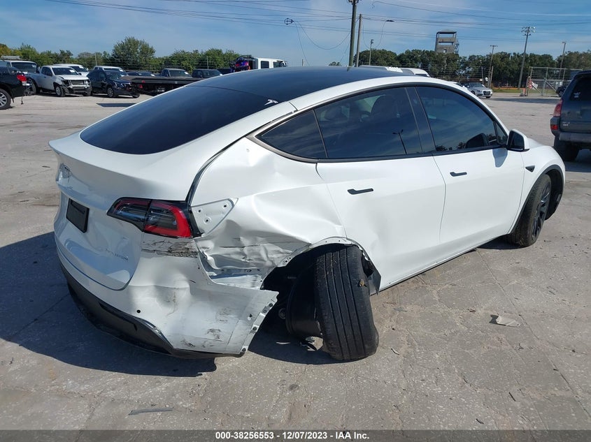 VIN 5YJYGDEE3LF038869 2020 TESLA MODEL Y