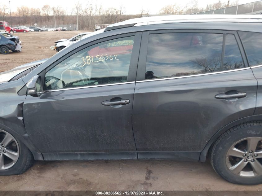 2015 TOYOTA RAV4 XLE - JTMRFREV4FD163265