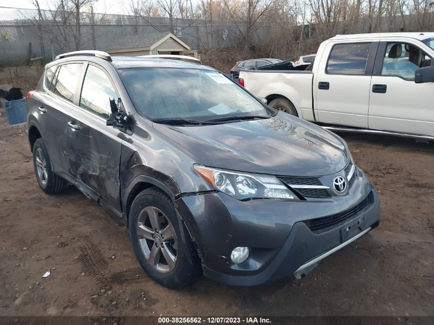 2015 TOYOTA RAV4 XLE - JTMRFREV4FD163265