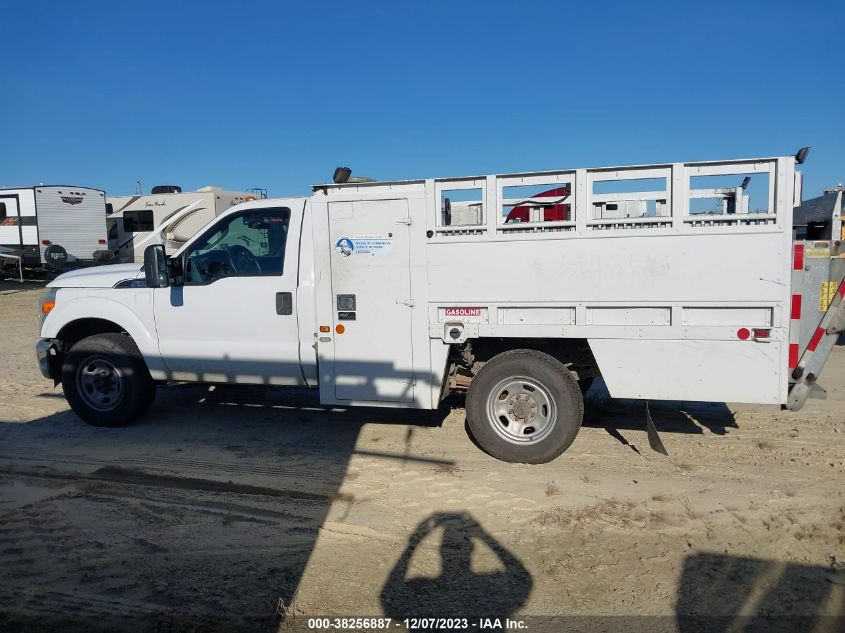 2015 FORD F-350 CHASSIS XL 1FDBF3E66FEC83291