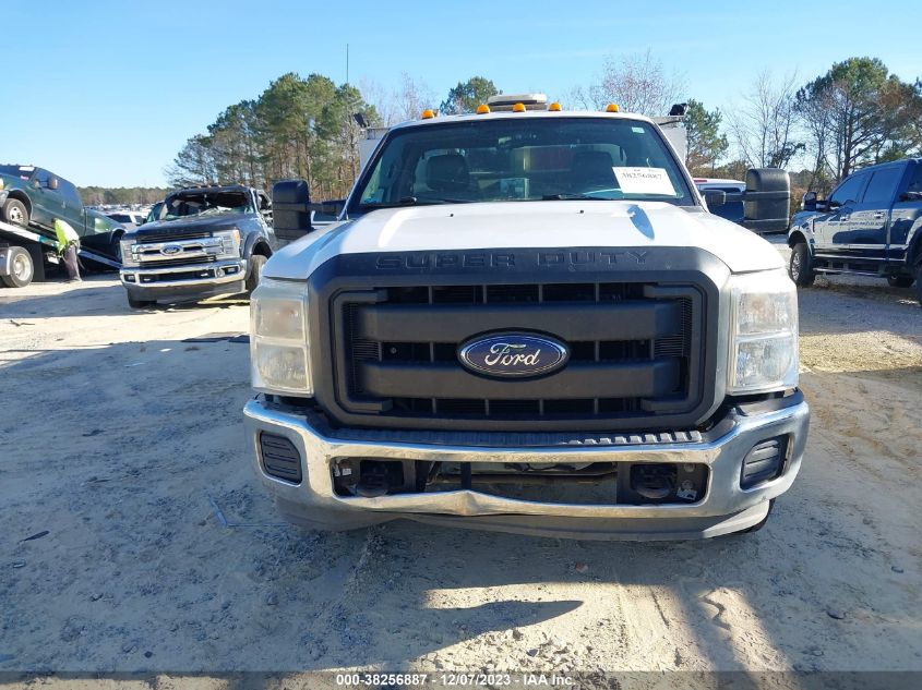 2015 FORD F-350 CHASSIS XL 1FDBF3E66FEC83291