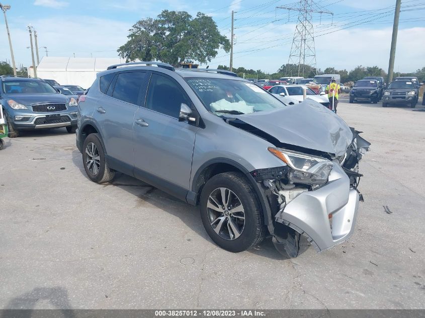 2018 TOYOTA RAV4 ADVENTURE/XLE - JTMWFREV5JD118962