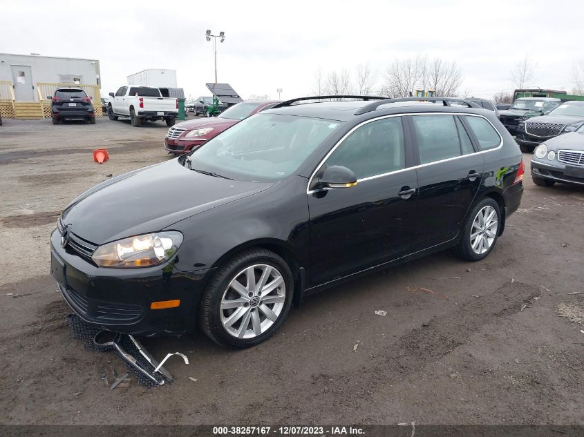 2013 VOLKSWAGEN JETTA SPORTWAGEN 2.5L SE - 3VWPP7AJ2DM693650