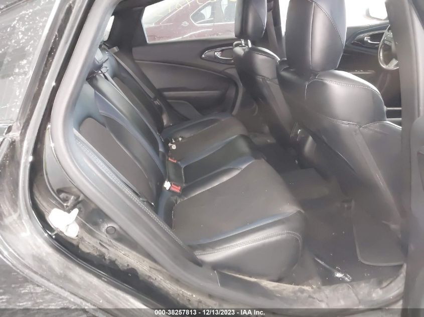 2015 CHRYSLER 200 S - 1C3CCCDG8FN636663