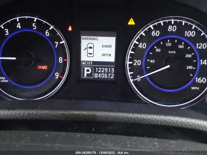 2015 INFINITI Q40 JN1CV6AR9FM521382