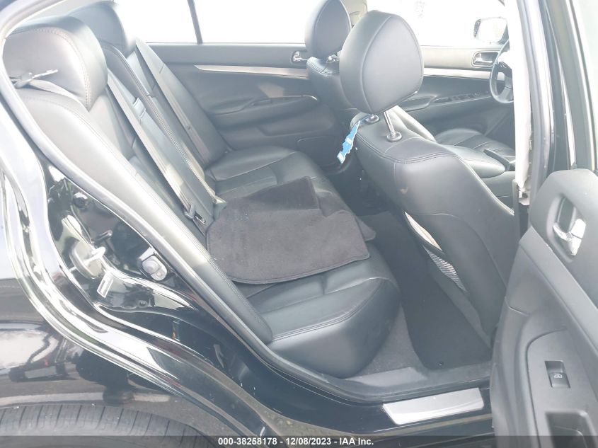 2015 INFINITI Q40 JN1CV6AR9FM521382