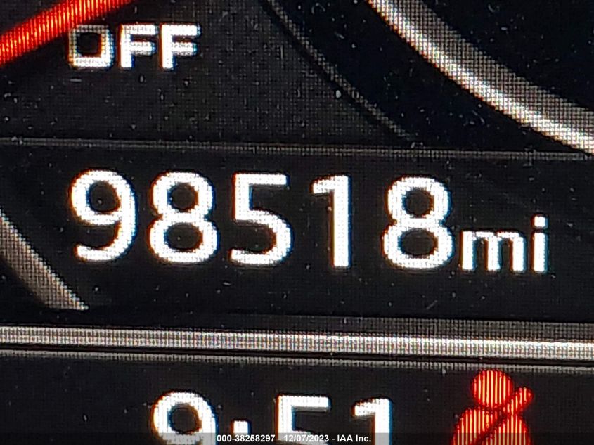 2018 AUDI SQ5 PREMIUM PLUS WA1A4AFY6J2008678
