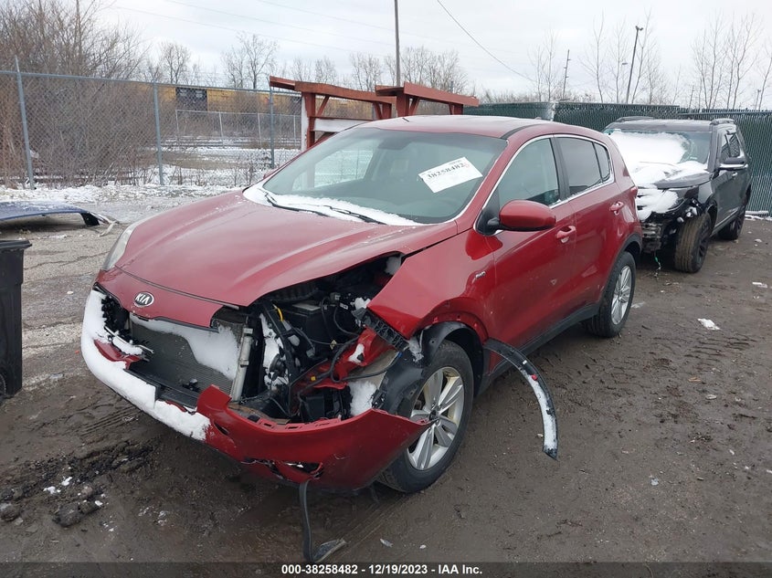VIN KNDPMCAC2J7311015 2018 KIA SPORTAGE LX