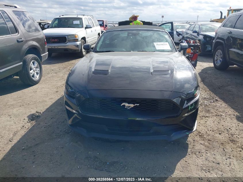 1FATP8UH4M5110796 Ford Mustang ECOBOOST PREMIUM 12