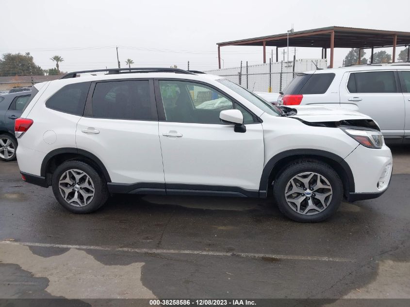 2021 SUBARU FORESTER PREMIUM - JF2SKAJC6MH470317