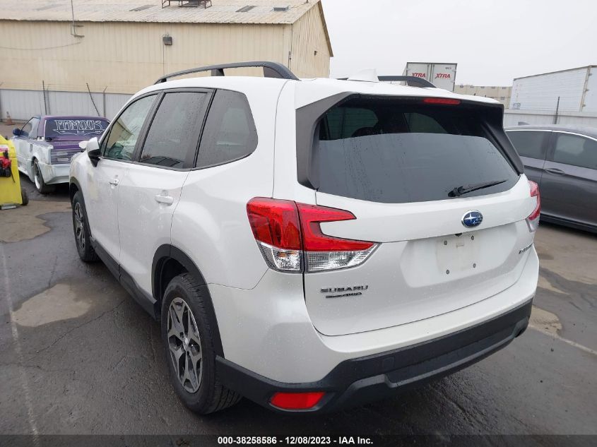 2021 SUBARU FORESTER PREMIUM - JF2SKAJC6MH470317