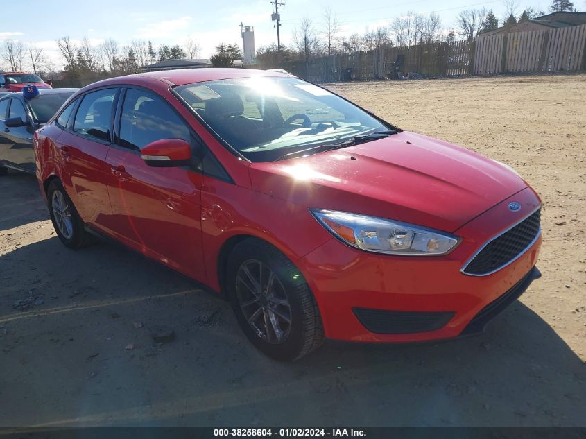 2015 FORD FOCUS SE - 1FADP3F23FL238879