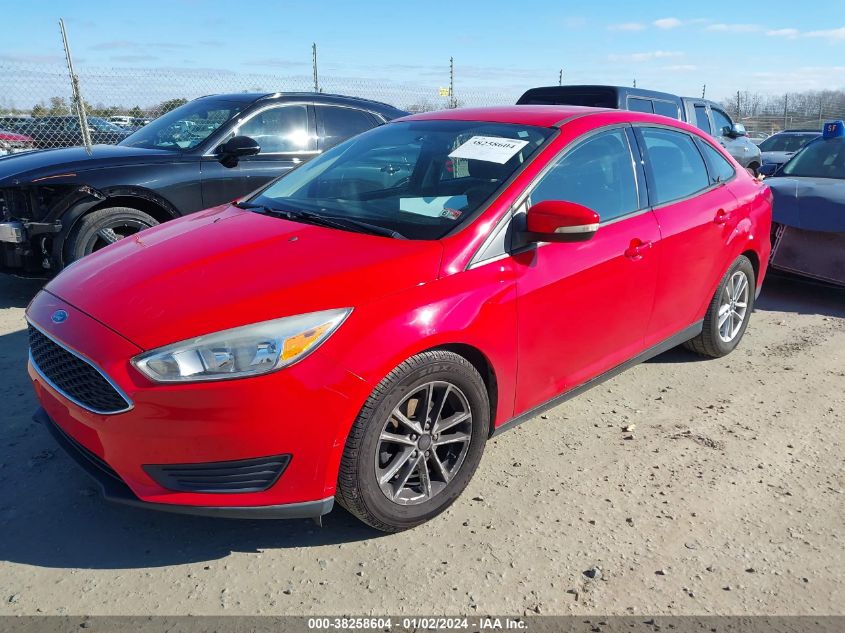 2015 FORD FOCUS SE - 1FADP3F23FL238879