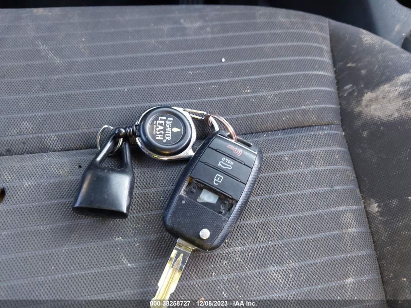 2018 KIA FORTE LX/S - 3KPFL4A76JE199181