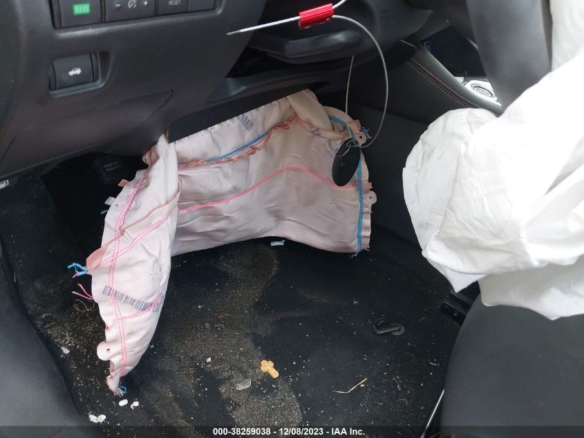 2022 NISSAN SENTRA SR - 3N1AB8DV5NY231057
