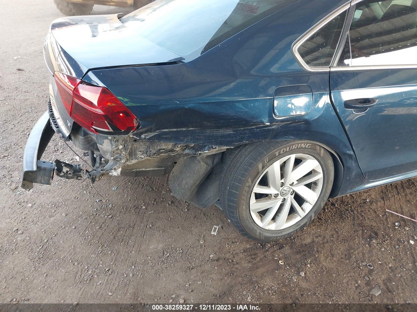 VIN 1VWBA7A30JC031589 2018 VOLKSWAGEN PASSAT 2.0T SE