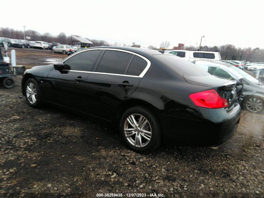 2015 INFINITI Q40 BASE (A7) (EOP FEBRUARY 2015) JN1CV6AR7FM520277