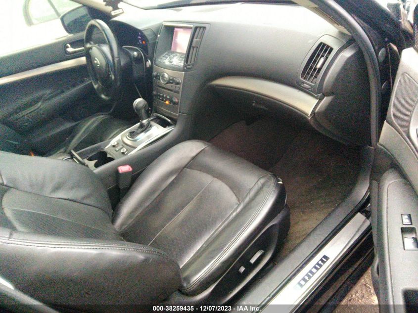 2015 INFINITI Q40 BASE (A7) (EOP FEBRUARY 2015) JN1CV6AR7FM520277