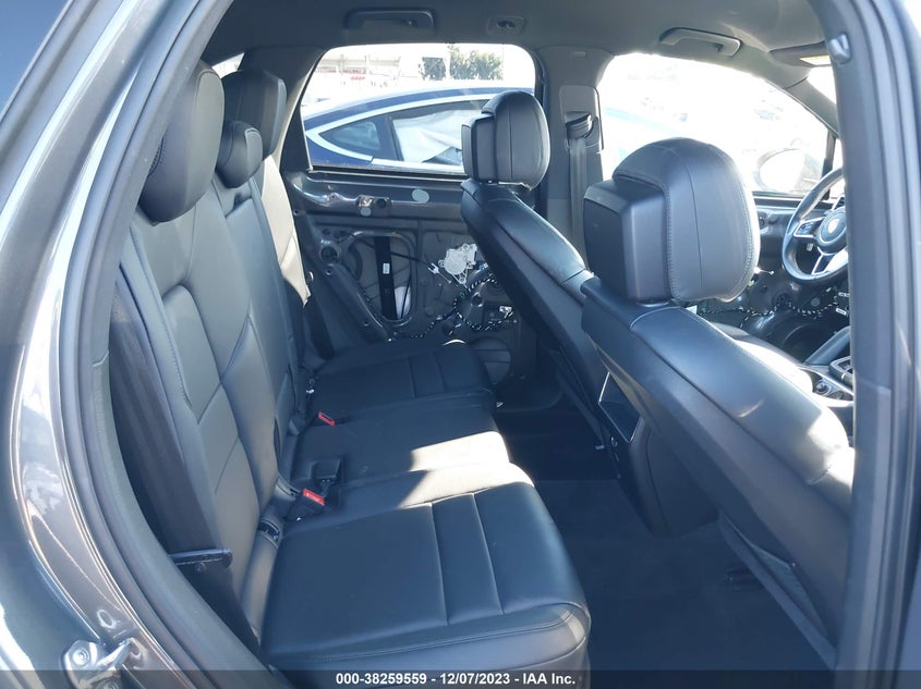 VIN WP1AA2AY0KDA13343 2019 PORSCHE CAYENNE
