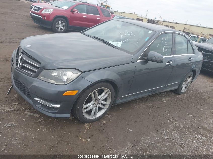 2014 MERCEDES-BENZ C 300 LUXURY 4MATIC - WDDGF8AB9EG174620