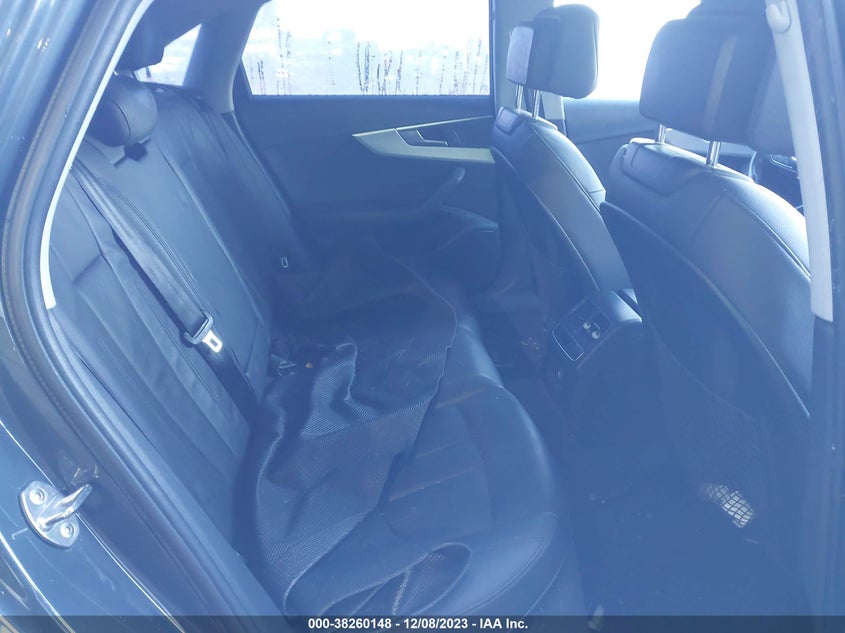 VIN WAUGMAF48HN043919 2017 AUDI A4 ULTRA PREMIUM