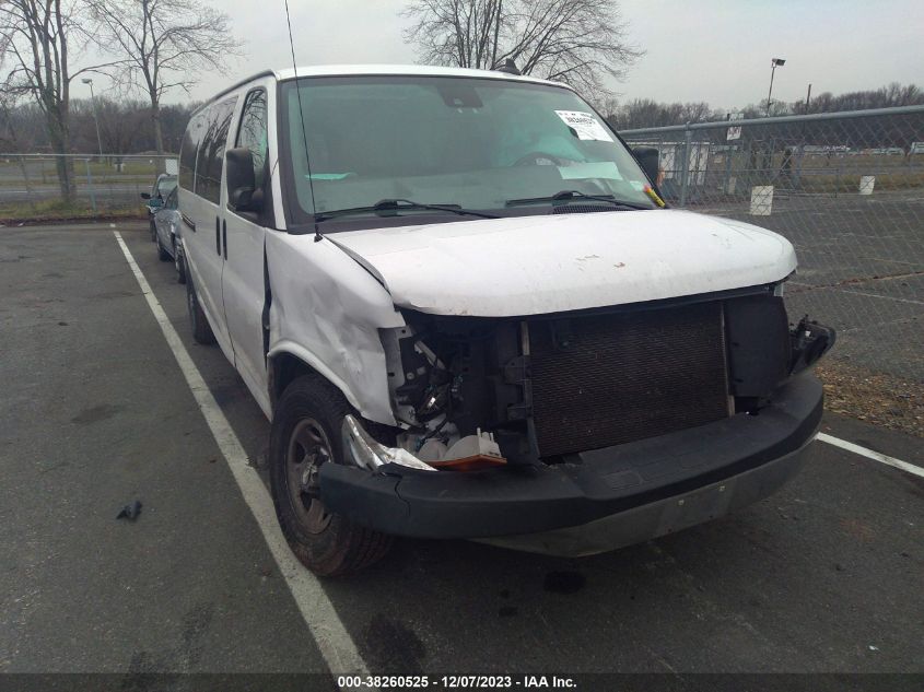 1GAZGPFP8K1176686 CHEVROLET EXPRESS 3500 LT 2019