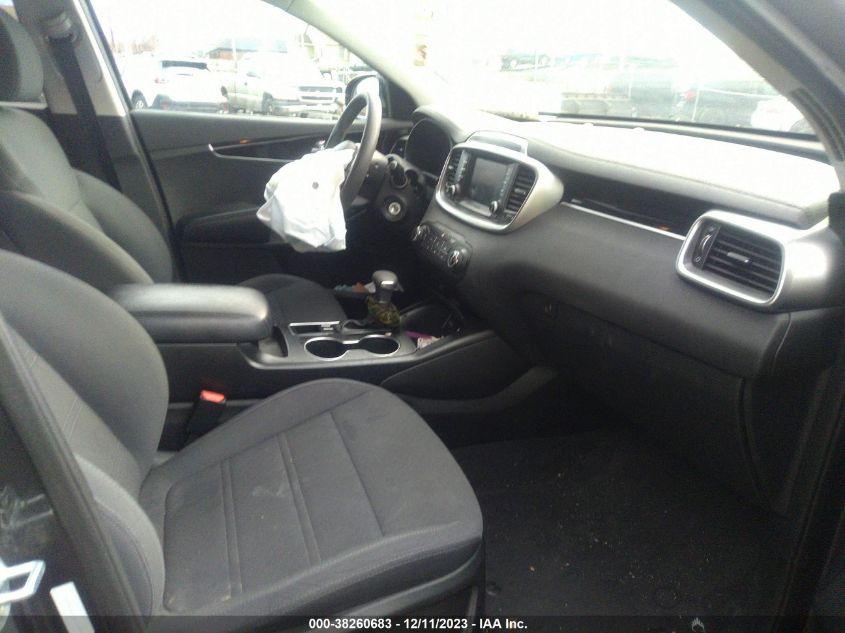 2019 KIA SORENTO 2.4L LX - 5XYPG4A33KG540594