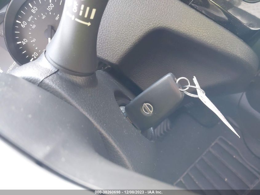 2017 NISSAN ROGUE S/SL/SV - JN8AT2MT1HW140082