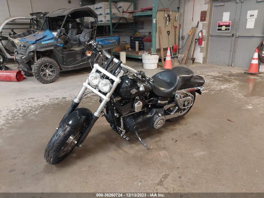 2010 HARLEY-DAVIDSON FXDF - 1HD1GY418AC322286