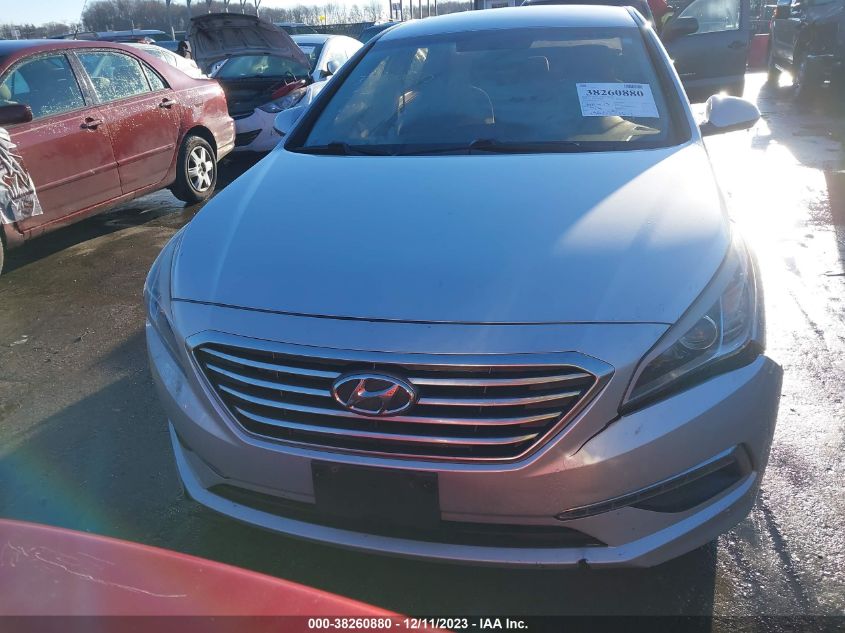 2015 HYUNDAI SONATA SE - 5NPE24AFXFH217755