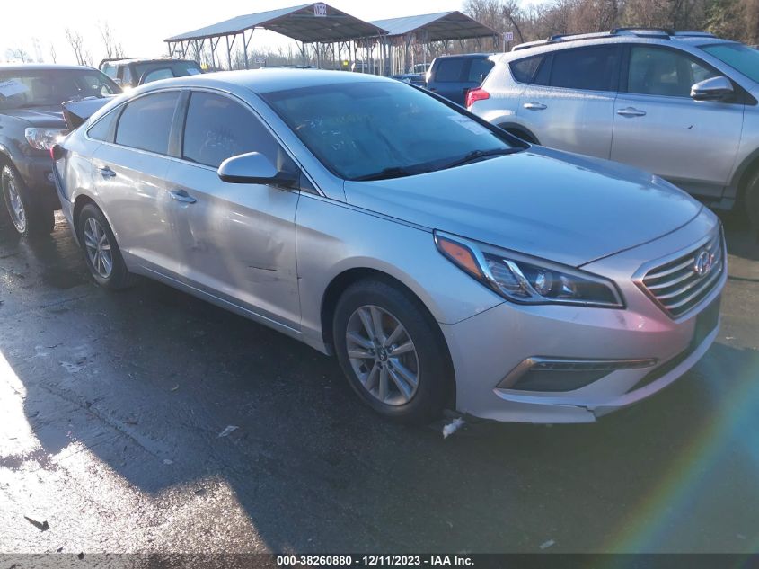 2015 HYUNDAI SONATA SE - 5NPE24AFXFH217755