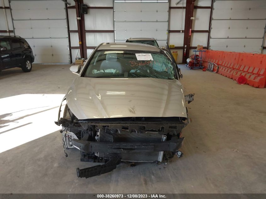 2019 HYUNDAI SONATA SE - 5NPE24AF2KH765324