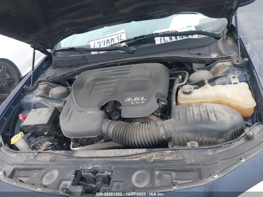 2015 CHRYSLER 300 LIMITED - 2C3CCAAG1FH742826