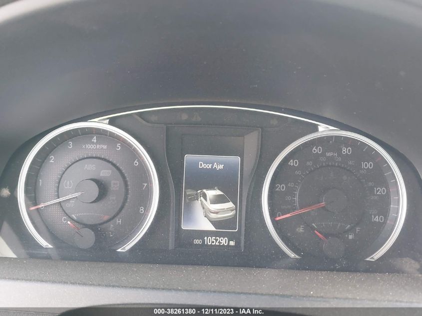 2017 TOYOTA CAMRY SE - 4T1BF1FK0HU399191