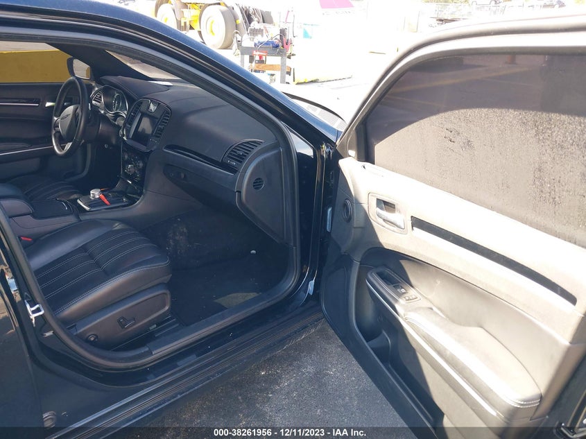 VIN 2C3CCABG4MH637001 2021 CHRYSLER 300 S