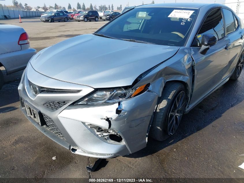 2020 TOYOTA CAMRY SE/SE NIGHT SHADE - 4T1G11AK0LU400683