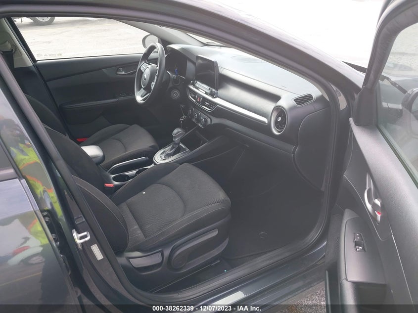 VIN 3KPF24AD6ME337864 2021 KIA FORTE FE/LXS