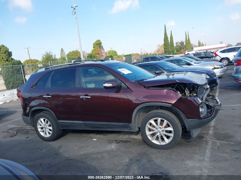 2013 KIA SORENTO LX - 5XYKT4A62DG337473