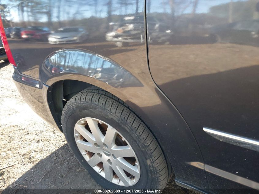 2015 CHRYSLER TOWN & COUNTRY TOURING - 2C4RC1BG8FR661692