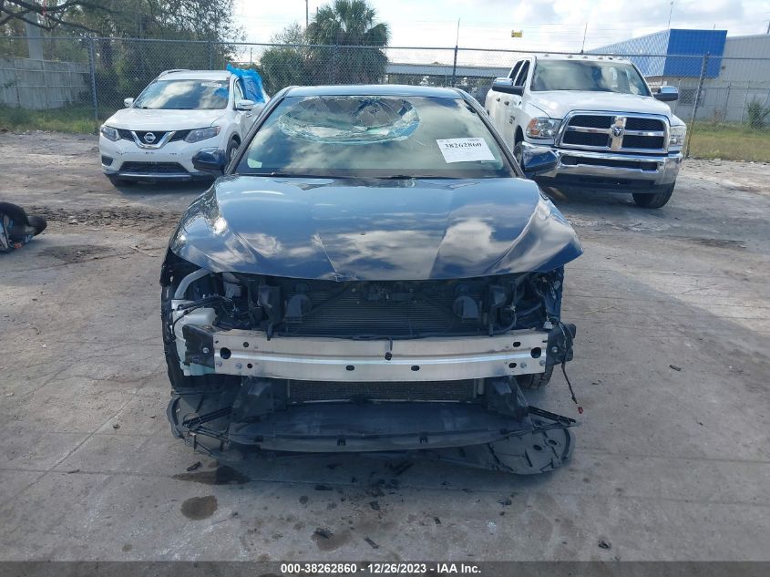 2018 TOYOTA CAMRY SE - 4T1B11HK7JU580774