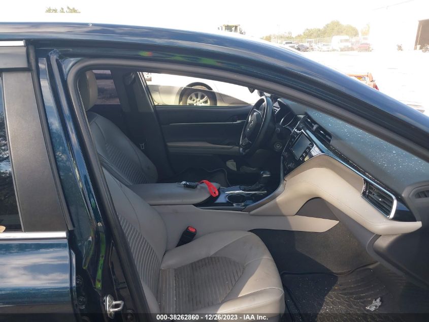 2018 TOYOTA CAMRY SE - 4T1B11HK7JU580774