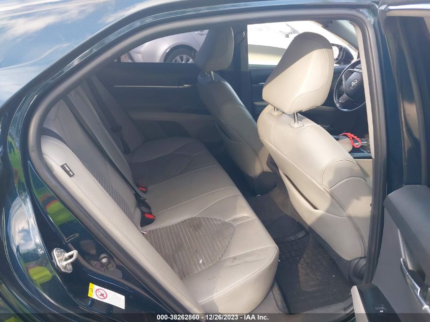 2018 TOYOTA CAMRY SE - 4T1B11HK7JU580774