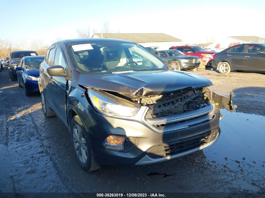 2017 FORD ESCAPE SE - 1FMCU0GD0HUC97670