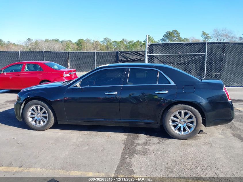 2013 CHRYSLER 300C 2C3CCAET8DH674089