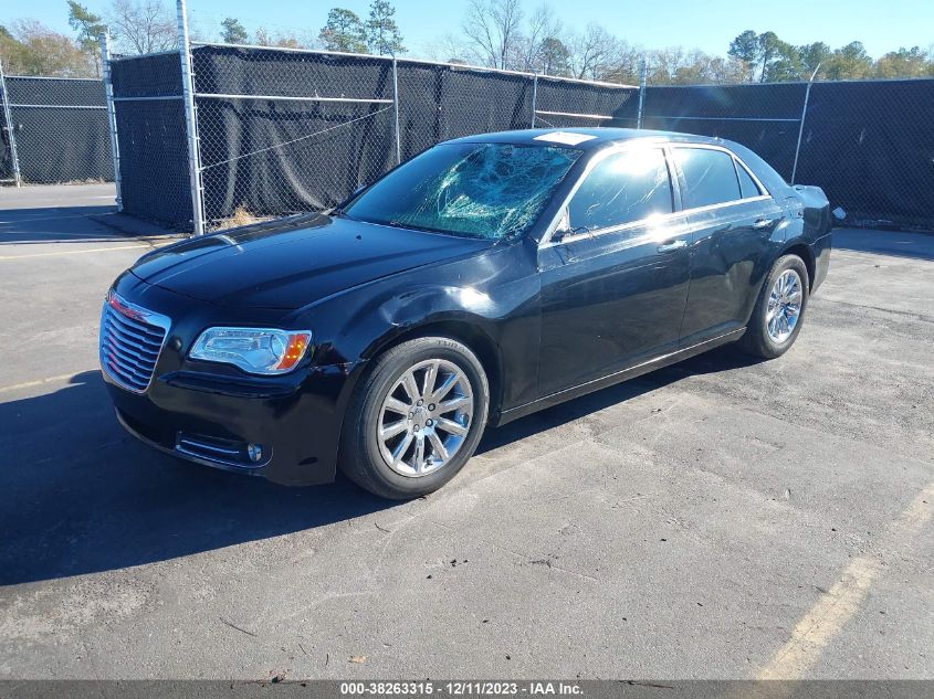2013 CHRYSLER 300C 2C3CCAET8DH674089