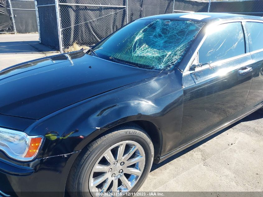 2013 CHRYSLER 300C 2C3CCAET8DH674089