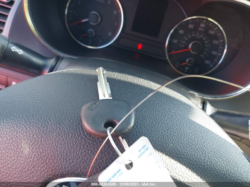 2015 KIA FORTE LX - KNAFK4A68F5429071