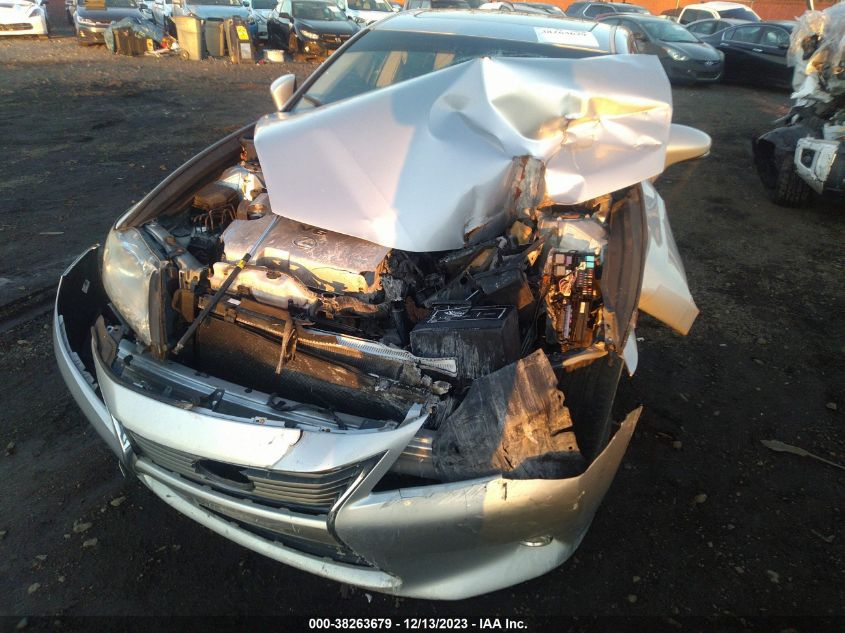 2013 LEXUS ES 350 - JTHBK1GG9D2077390