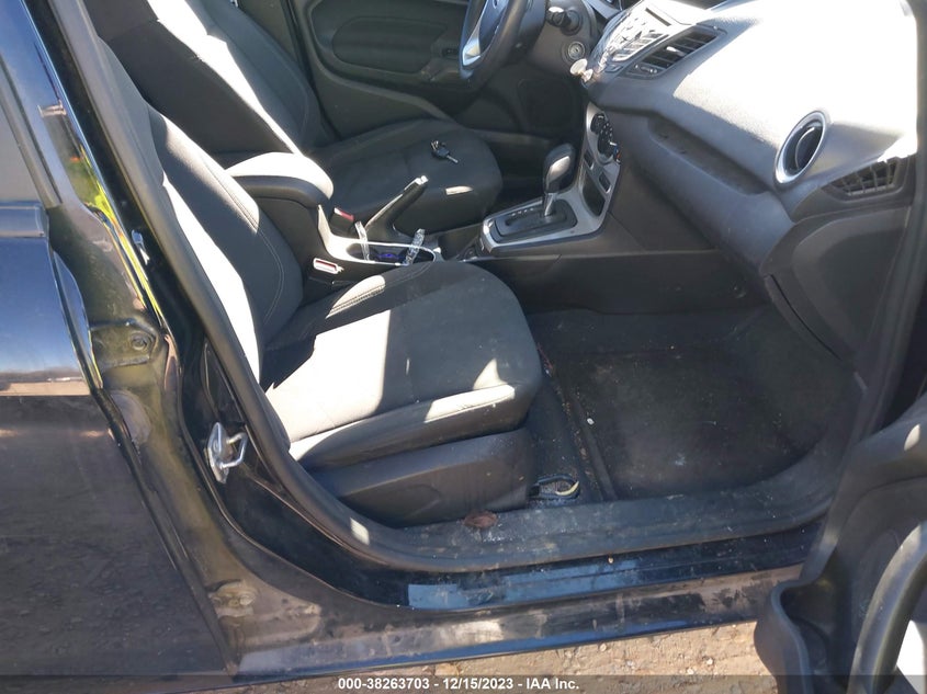 VIN 3FADP4EJ6HM169167 2017 FORD FIESTA SE
