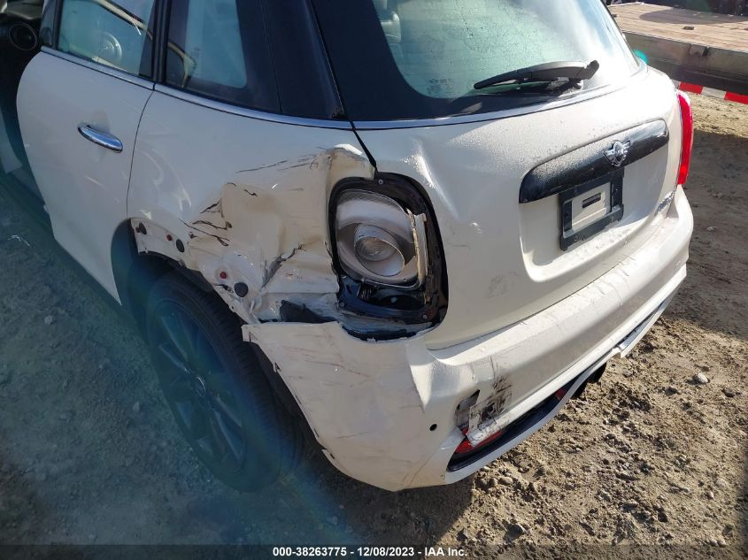 2015 MINI HARDTOP COOPER S - WMWXU3C52F2B62463